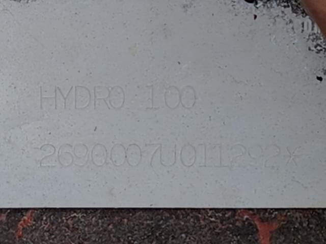 Image of International Harvester 100 equipment image 4