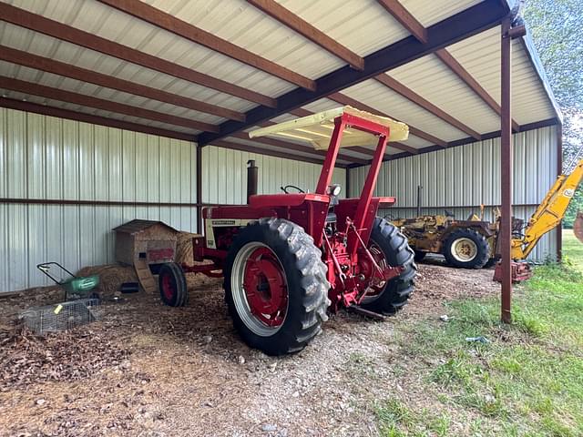 Image of International Harvester Hydro 70 equipment image 1