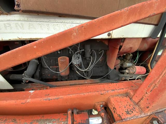 Image of International Harvester Hydro 70 equipment image 3