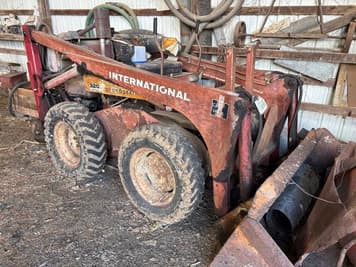 Main image International Harvester 3200