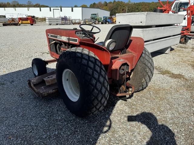 Image of International Harvester 184 equipment image 4