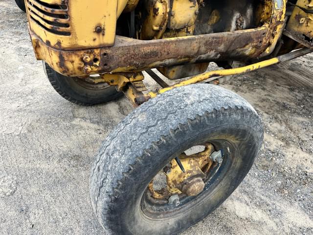 Image of International Harvester I-6 equipment image 2