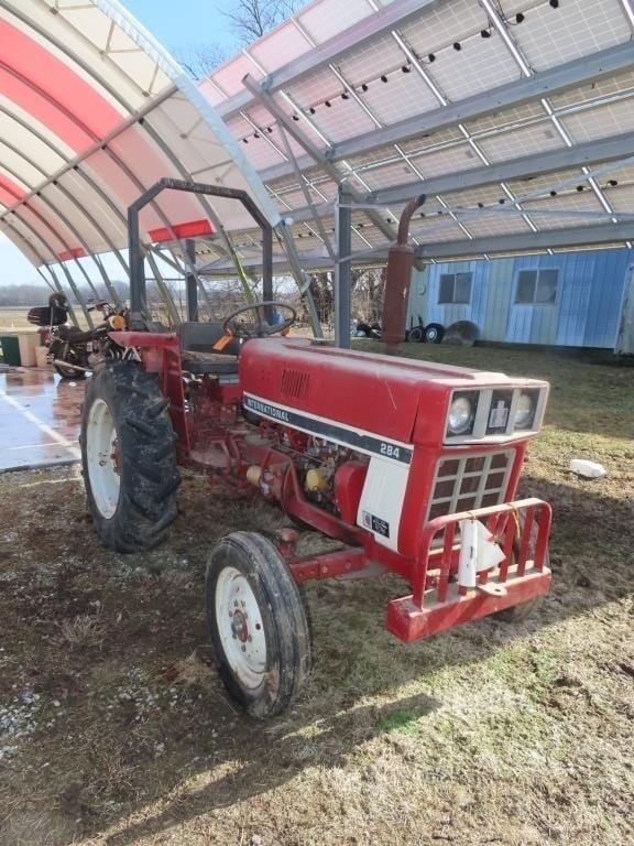 Main image International Harvester 284