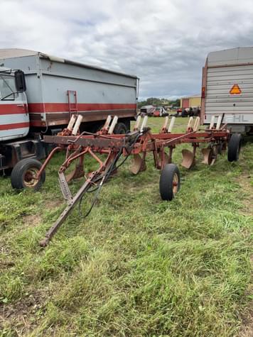 Main image International Harvester 770