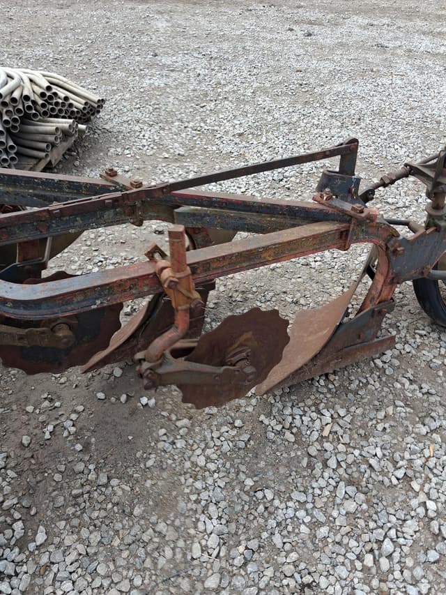 Image of International Harvester Little Genius equipment image 4