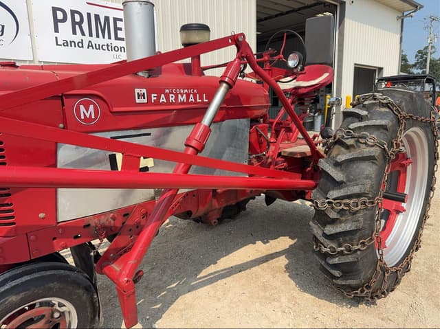 Image of Farmall M equipment image 4
