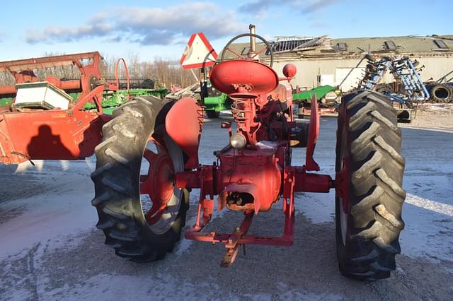 Image of International Harvester M equipment image 4