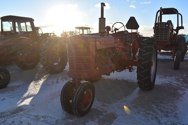 Image of International Harvester M equipment image 1