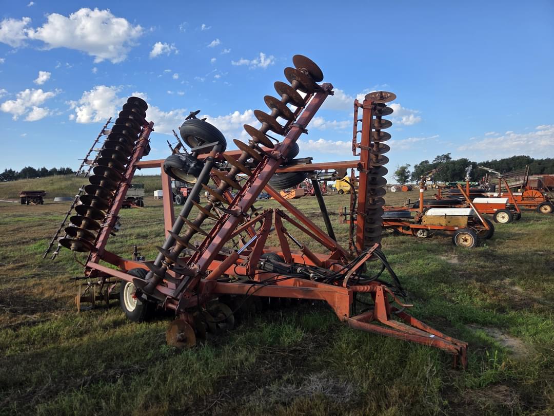 Image of International Harvester 490 Primary image