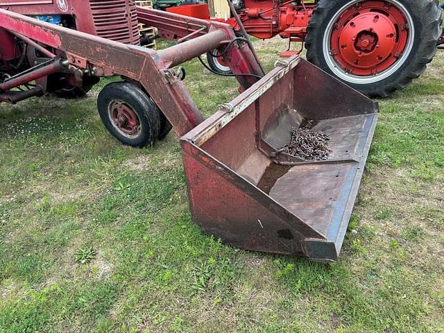 Image of International Harvester M equipment image 1