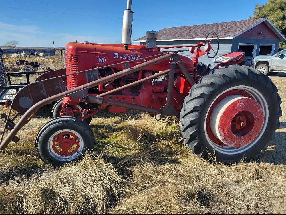 Image of Farmall M Primary image