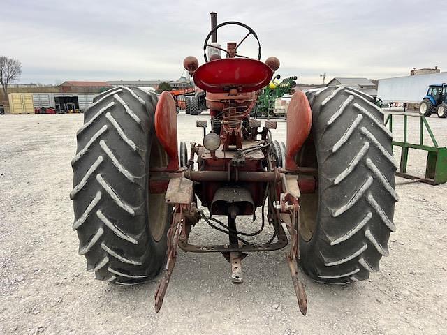 Image of International Harvester M equipment image 3