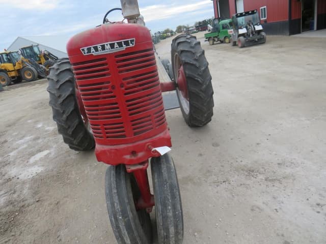 Image of International Harvester M equipment image 2