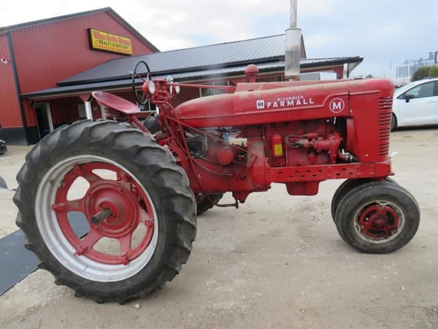 Image of International Harvester M equipment image 4