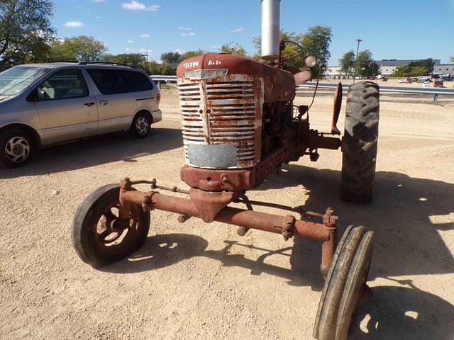 Image of International Harvester M equipment image 2