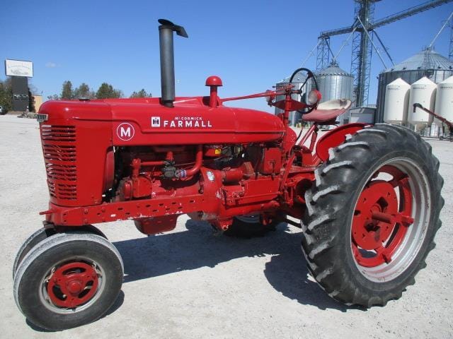 International M Equipment Image0