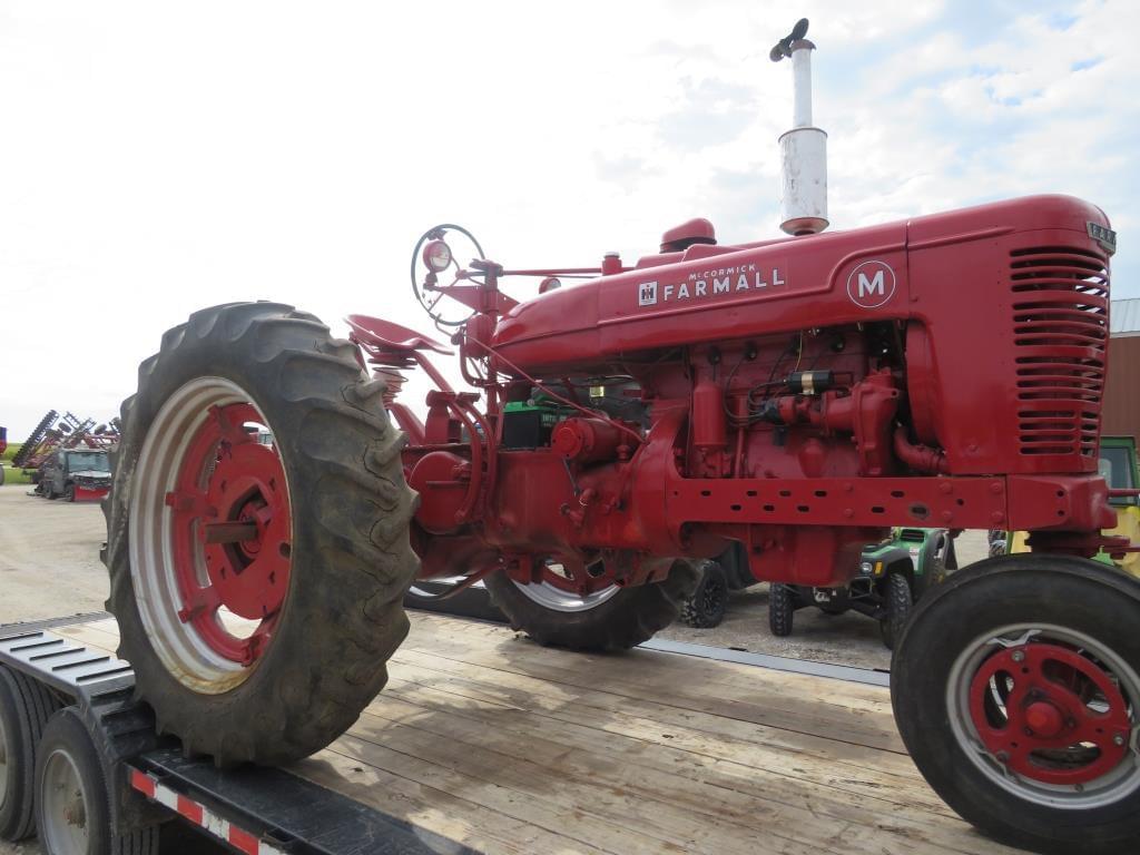 Image of Farmall M Primary image