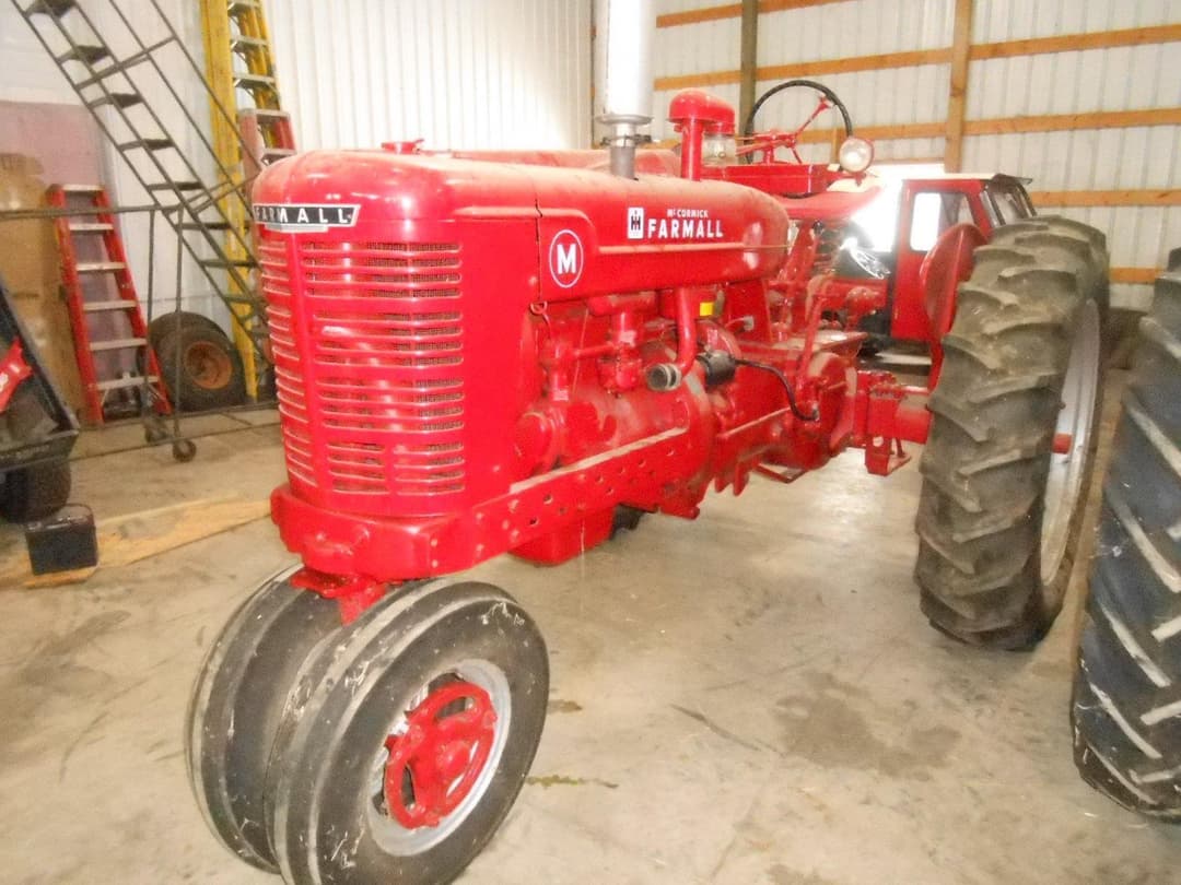 Image of Farmall M Image 1