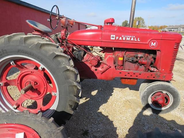 Image of Farmall M equipment image 4