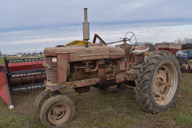 Image of Farmall M Primary image