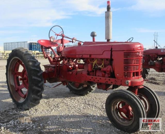Image of Farmall H equipment image 1