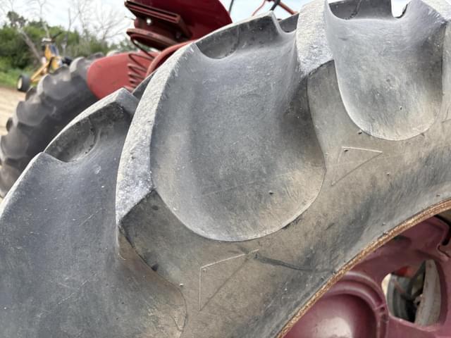 Image of Farmall MD equipment image 3