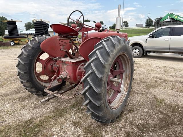 Image of Farmall MD equipment image 2