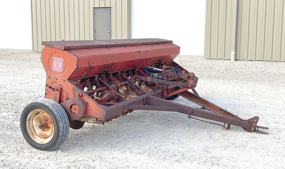 Image of International Harvester 10 Primary image