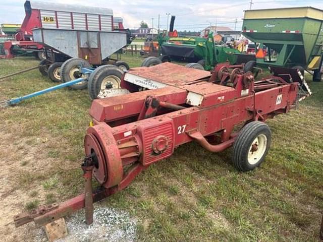 Image of International Harvester 27 equipment image 3