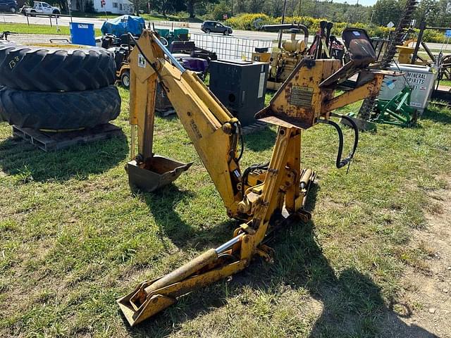 Image of International Harvester 3082 equipment image 1