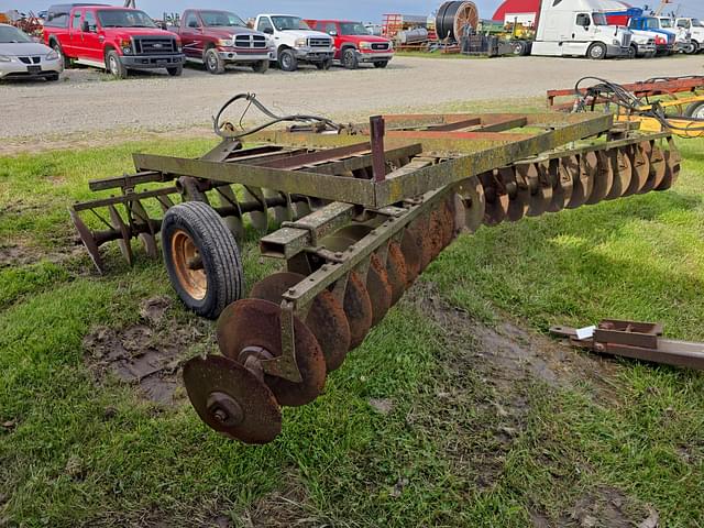 Image of International Harvester 37 equipment image 4