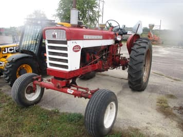 Main image International Harvester 460