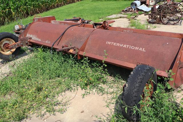 Image of International Harvester 50 equipment image 4