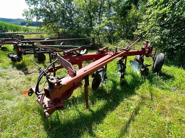 Image of International Harvester 720 equipment image 3