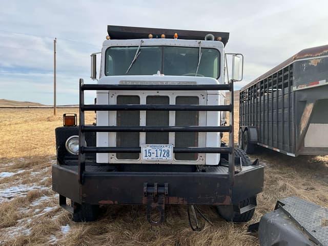 Image of International Paystar 5000 equipment image 2