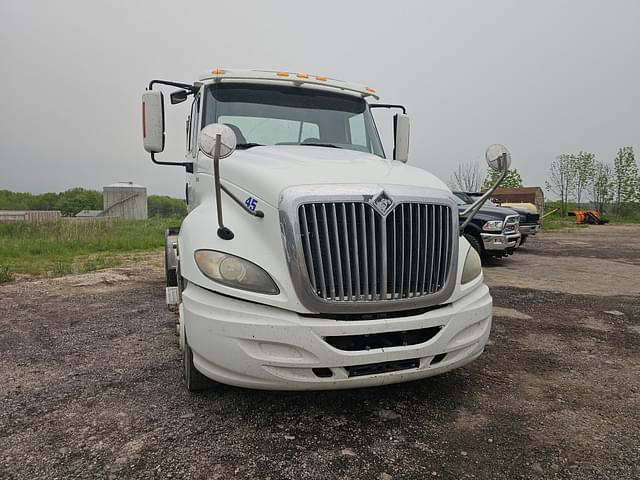Image of International ProStar equipment image 1