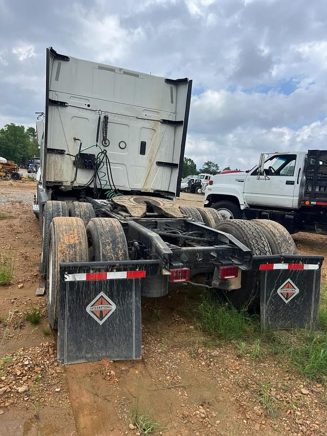 Image of International ProStar equipment image 2