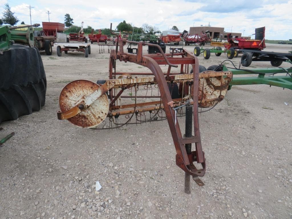 Image of International Harvester 40 Image 1