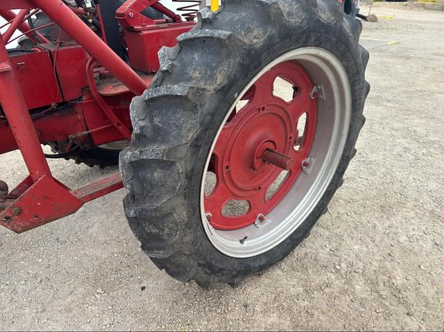 Image of Farmall Super C equipment image 4