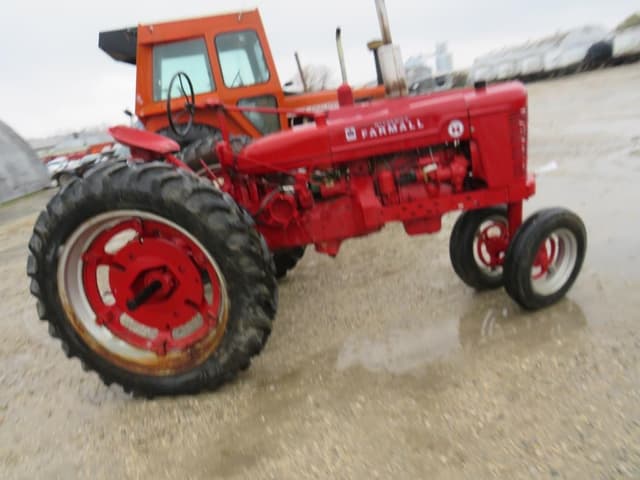 Image of Farmall Super H equipment image 3