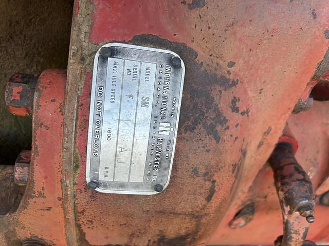 Image of Farmall Super M equipment image 3