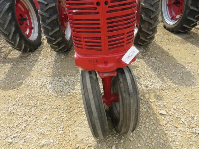 Image of Farmall Super M equipment image 3