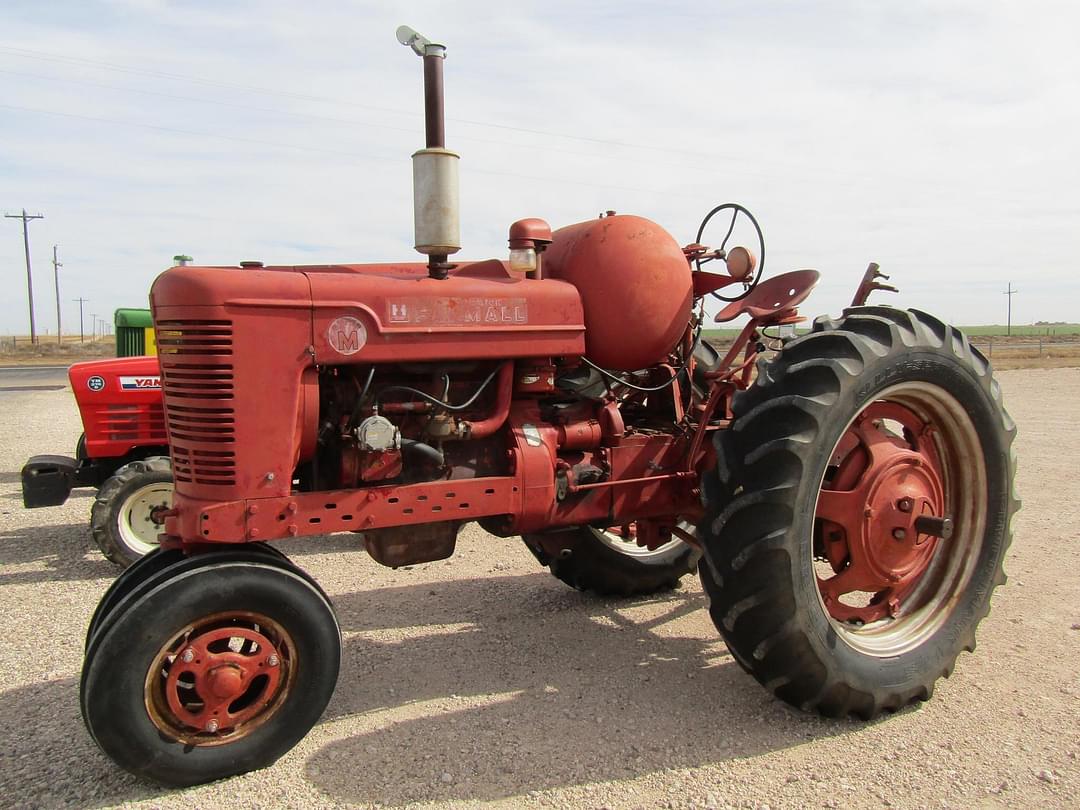 Image of Farmall Super M Primary image