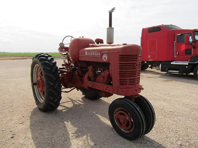 Image of Farmall Super M equipment image 4