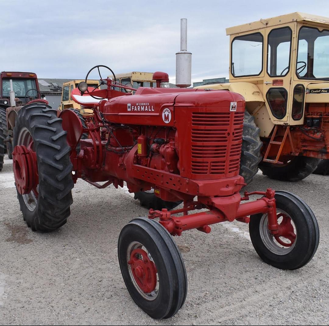 Image of Farmall Super M Primary image