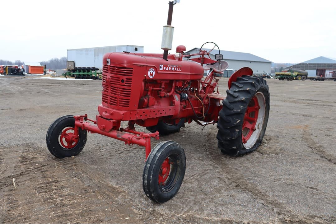 Image of Farmall Super M Primary image