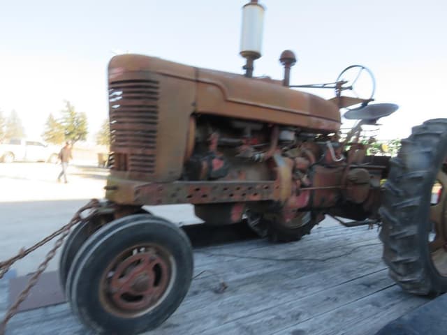 Image of Farmall Super M equipment image 2