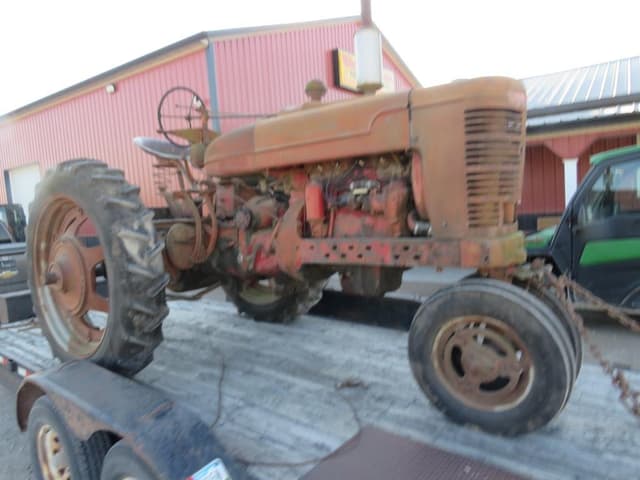 Image of Farmall Super M equipment image 4
