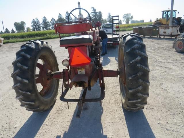 Image of Farmall Super M equipment image 4