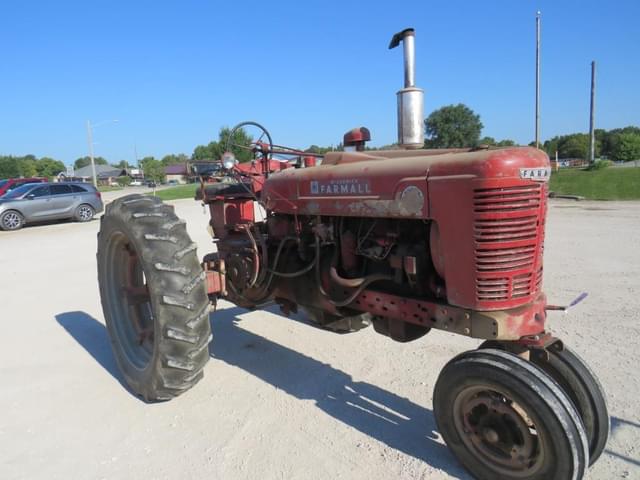 Image of Farmall Super M equipment image 2